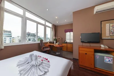 Golden Sunshine Villa Hotel and Travel – Photos 4